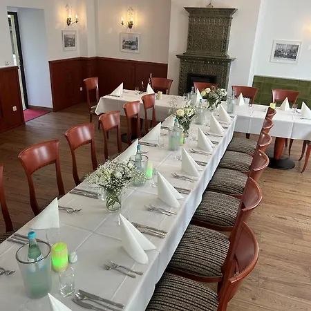 Goldner Loewe 호텔